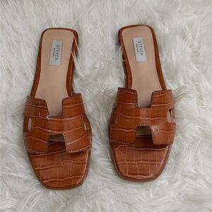 Seven New York Tan Croc Pattern Slide Sandals